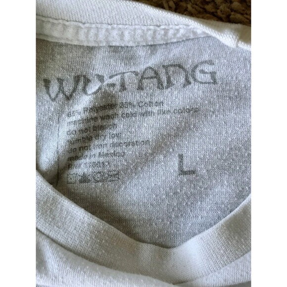 Wu Tang T-Shirt Men's Large White Embroidered Short Sleeve - Picture 3 of 6